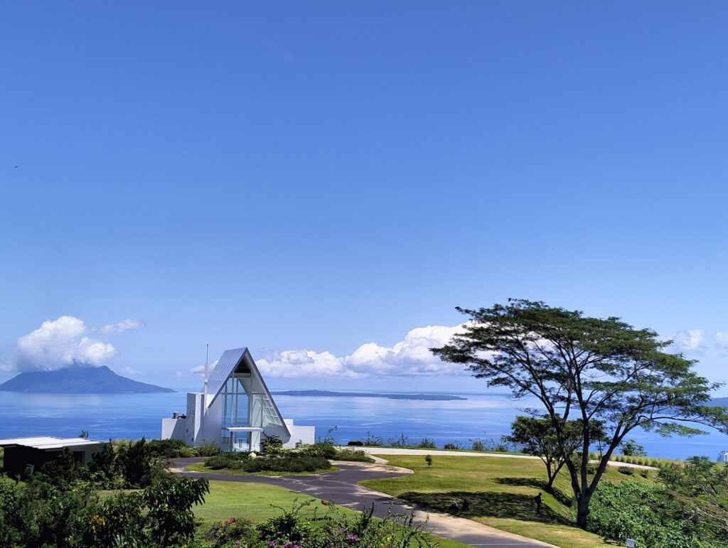 Wisata Festival Bunga, Tour Rohani Kristen Manado, Tour Lanskap Manado, Tour Minahasa Eksotik,