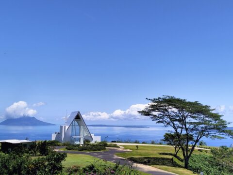 Wisata Festival Bunga, Tour Rohani Kristen Manado, Tour Lanskap Manado, Tour Minahasa Eksotik,