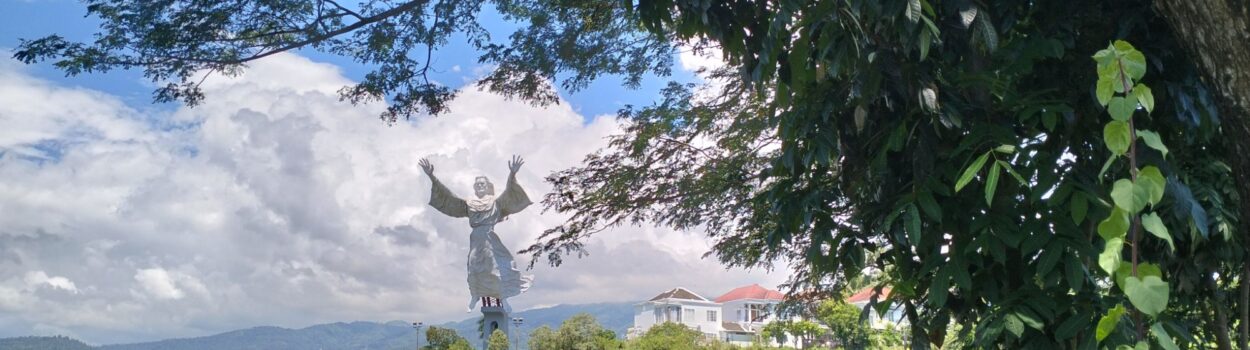 Tour Semenanjung Minahasa, Tour Pesona Manado
