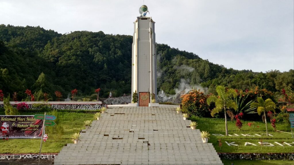 Pesona Tanah Minahasa, Tour Oikumene Kristen