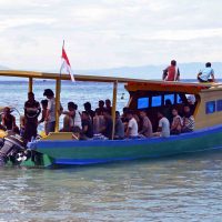 Longboat Ke Pulau Bunaken Tour Bunaken