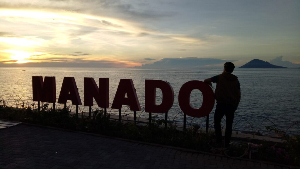 Tour Manado