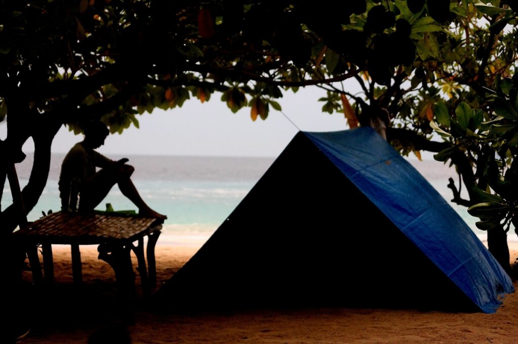 Lihaga Island Camping, Flanation Tours
