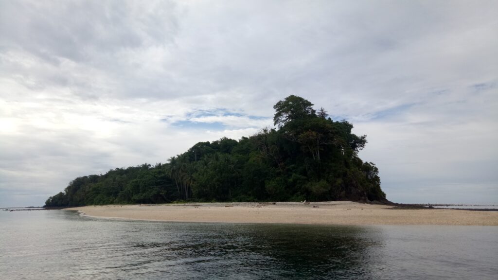 HIdden Sulawesi Campouts