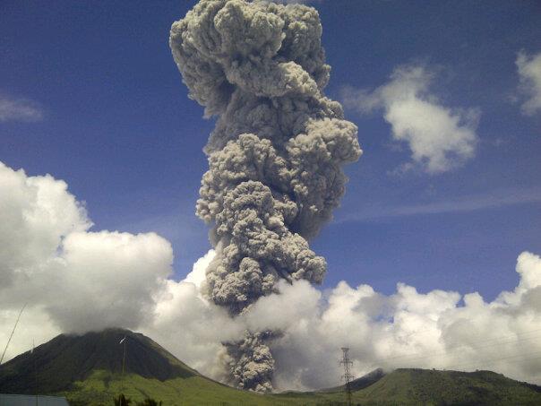 Trekking Mount Lokon, Tomohon City Excursion