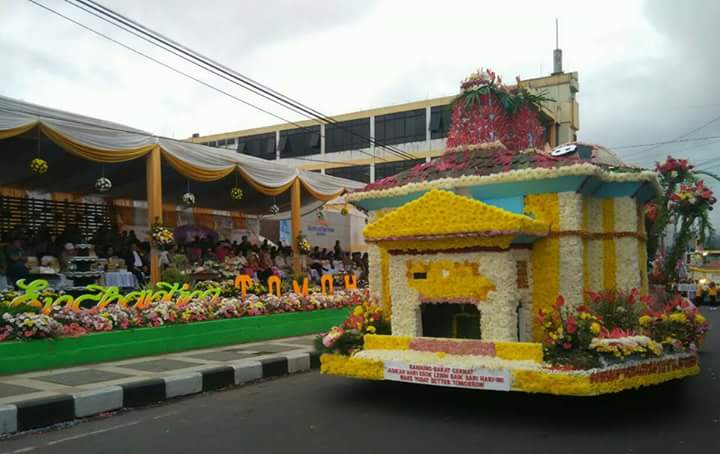 Tomohon International Flowers Festival, Tomohon Floral Festival