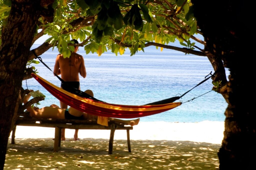 Molosing Island Camping
